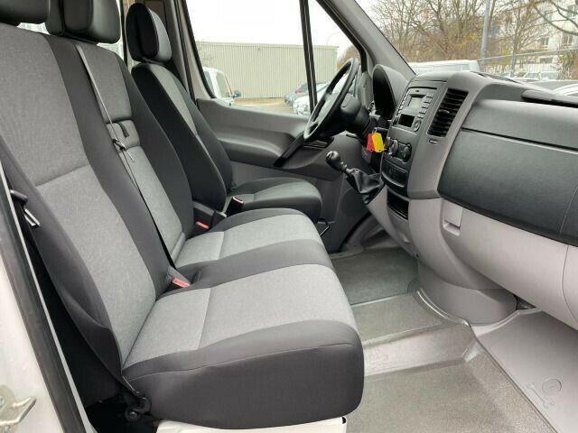 Volkswagen Crafter 35 Kombi 2.0 TDI Bluetooth Klima 9-Sitz - Photo 10
